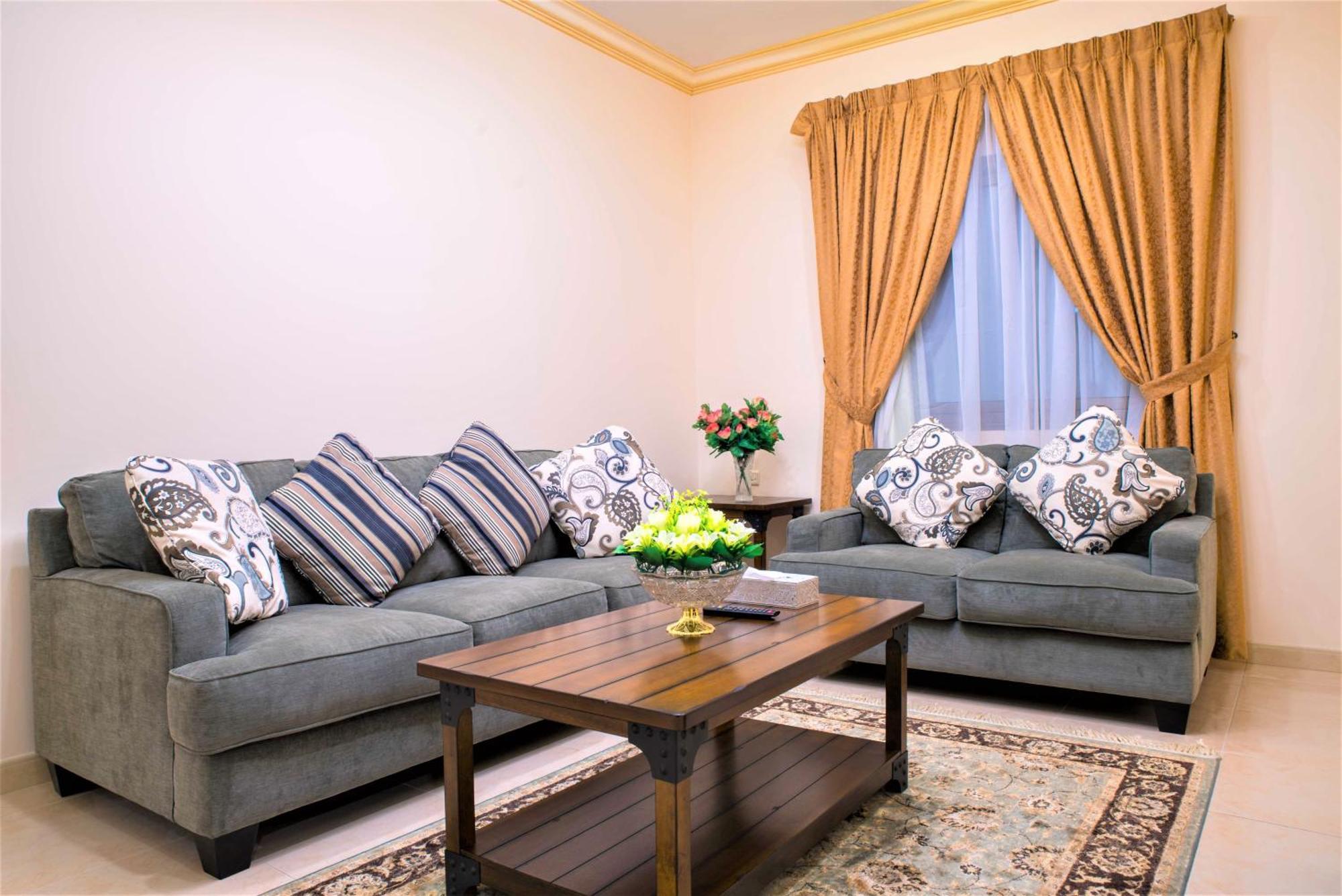 سارة للشقق الفندقية Sara Furnished Apartments Al Khobar Exterior photo